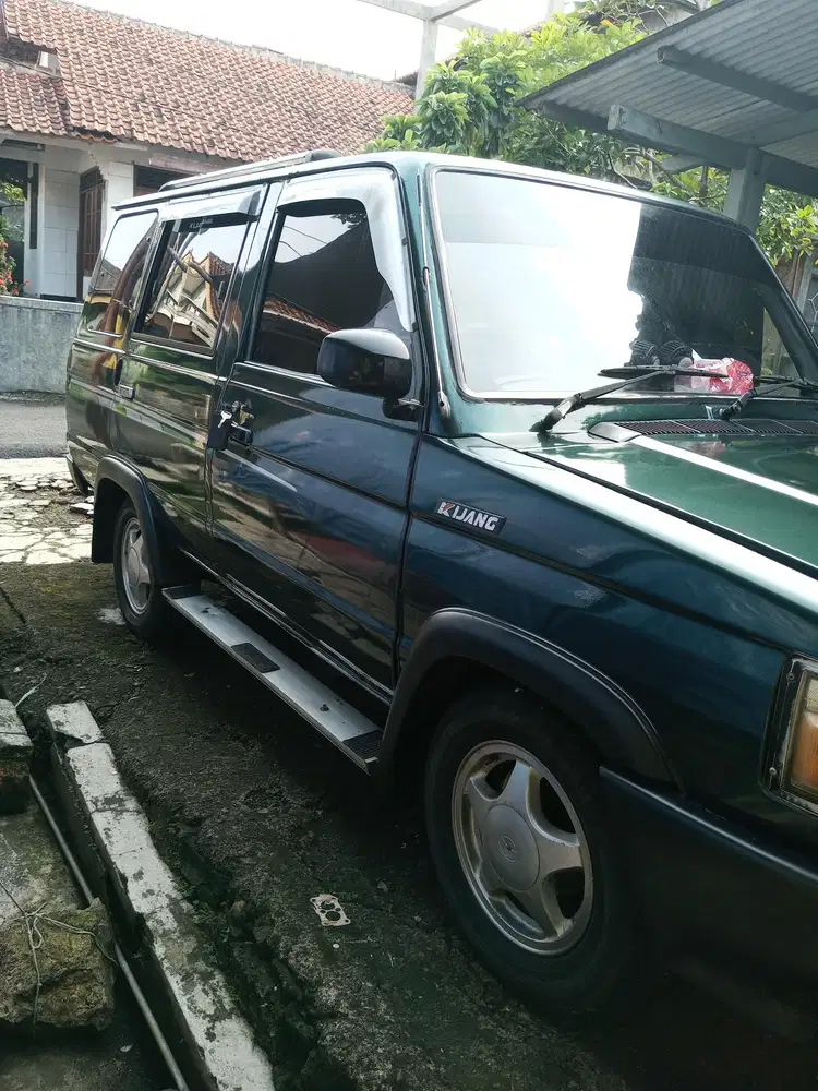 Toyota Kijang Super 1988 Bensin