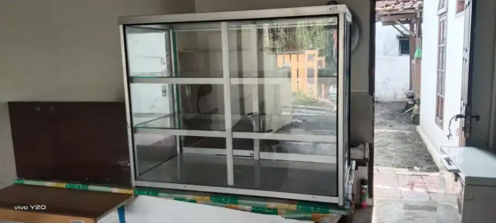 Dijual Etalase Warung Ukuran 100×50×80 cm