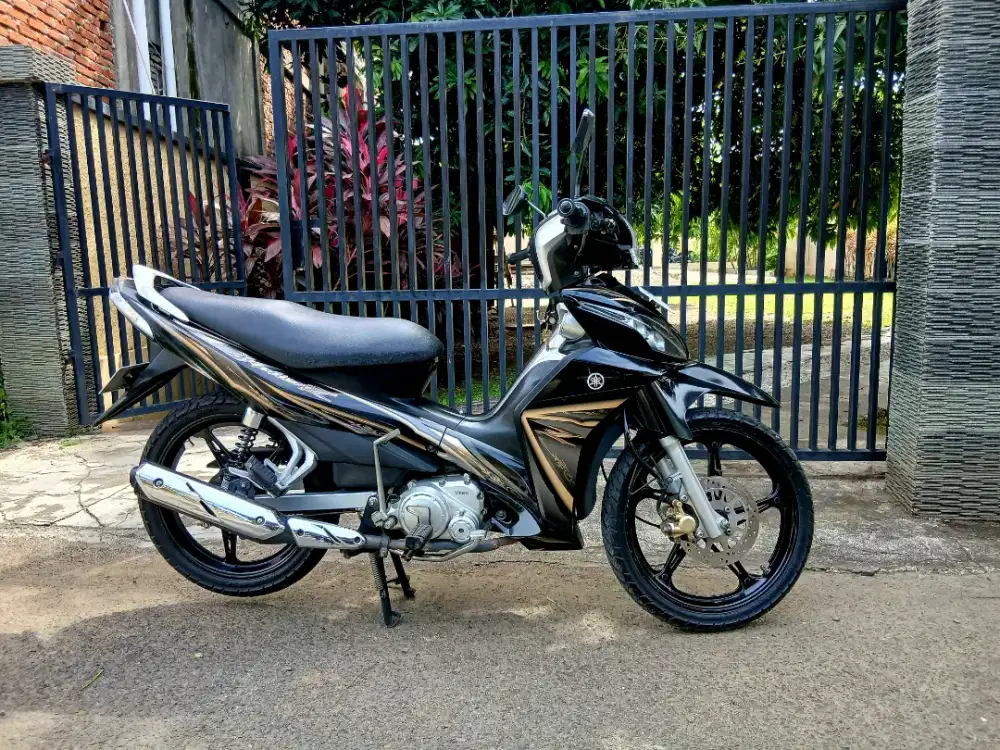 Jual yamaha jupiter Z 2010