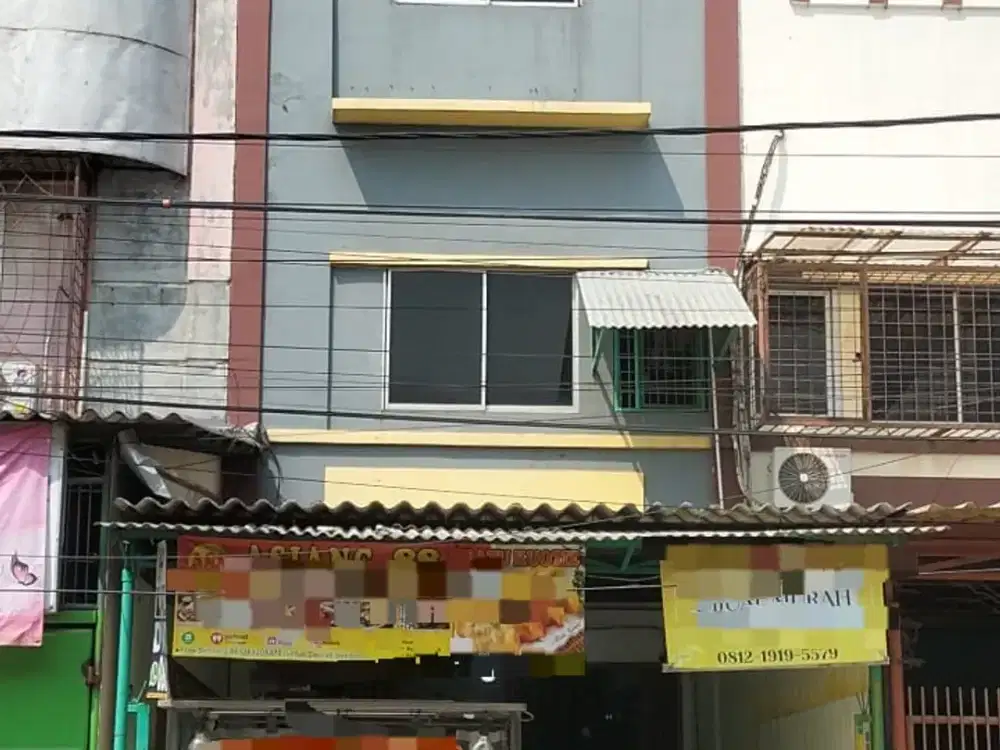 Dijual Ruko 3 Lantai Lokasi Strategis di Villa Taman Bandara, Tangerang