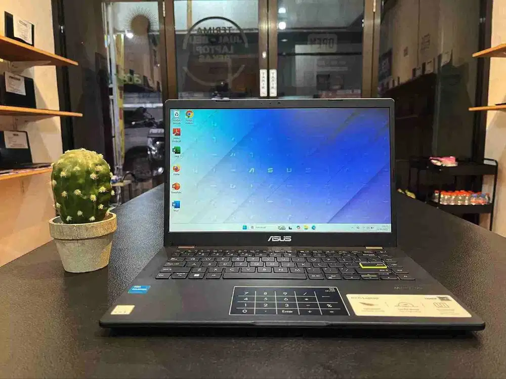 ASUS E410KA CELERON N4500 // SSD256