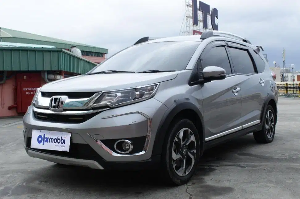 TDP 8,JT Honda BR-V 1.5 E Bensin-MT Abu 2017