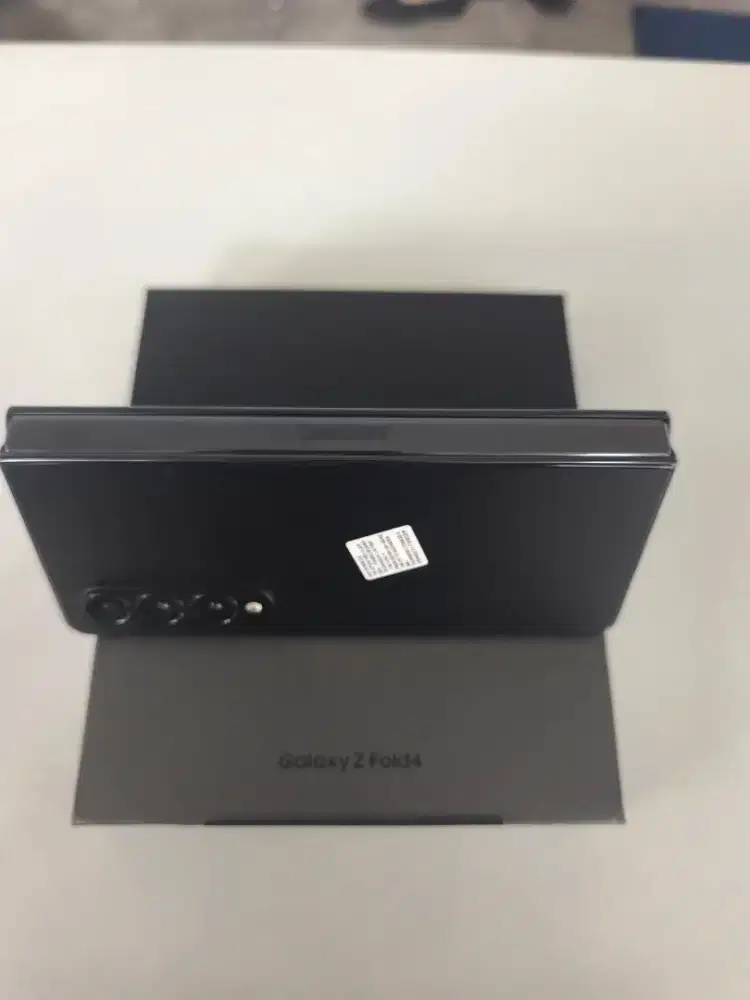 Samsung z fold 4 12/512Gb sein