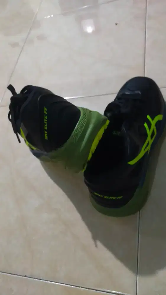 Jual paket ganteng untuk cowok..borongan sepatu ukuran 41,