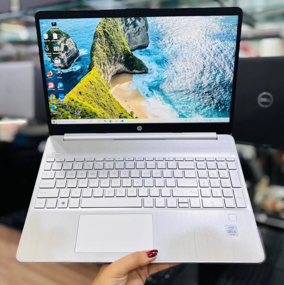 HP LAPTOP 15 Fq1013Tu INTEL CORE i5 GEN 10 RAM 8GB SSD 256GB DL-DC