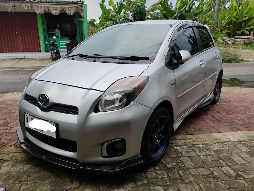Toyota Yaris 2012 Bensin