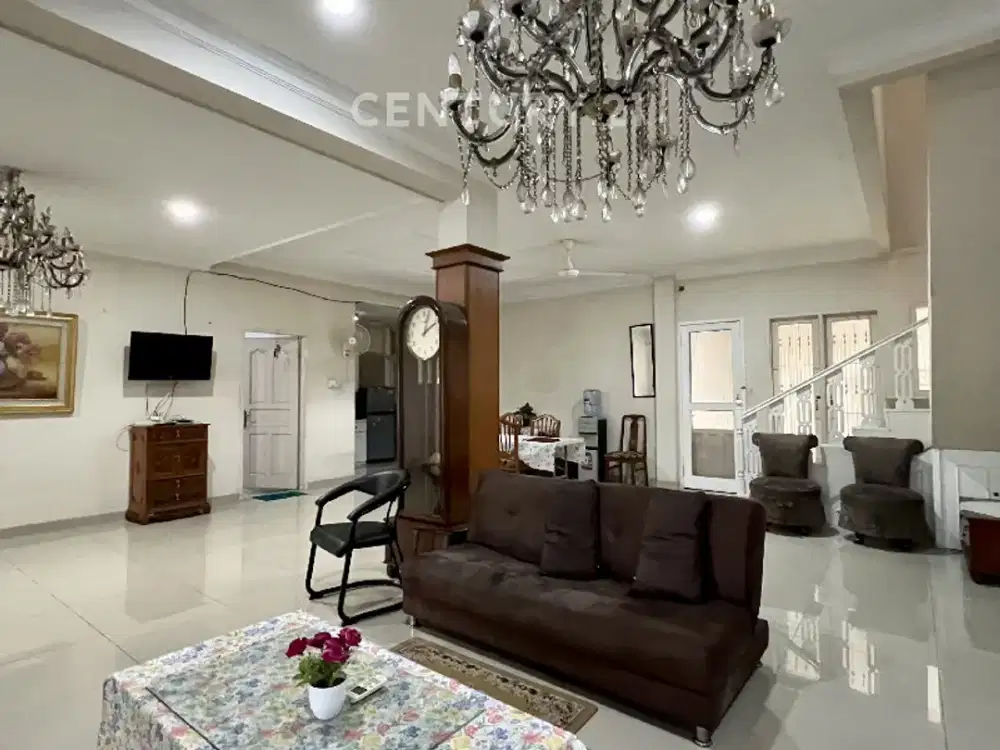Rumah 2 Lantai Semi Furnished Siap Huni Di Cempaka Putih R2281