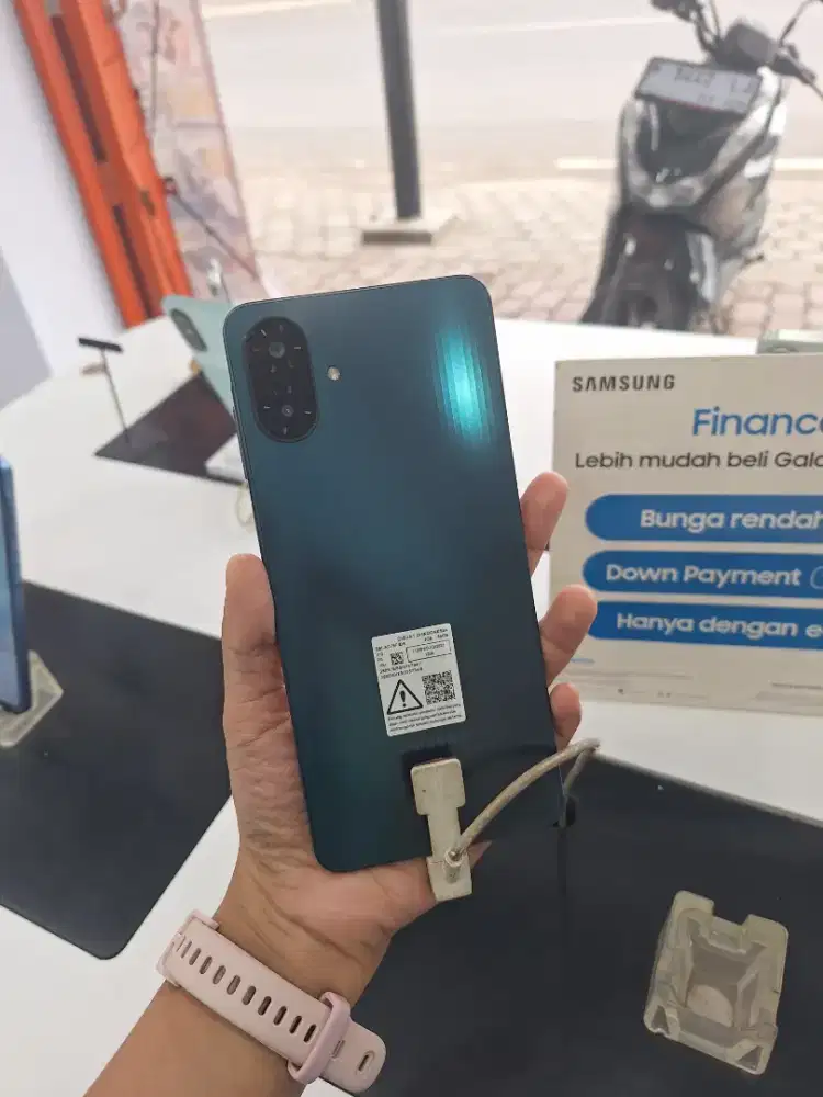 100RB PERBULAN SAMSUNG A07 KREDIT SYARAT KTP AJA