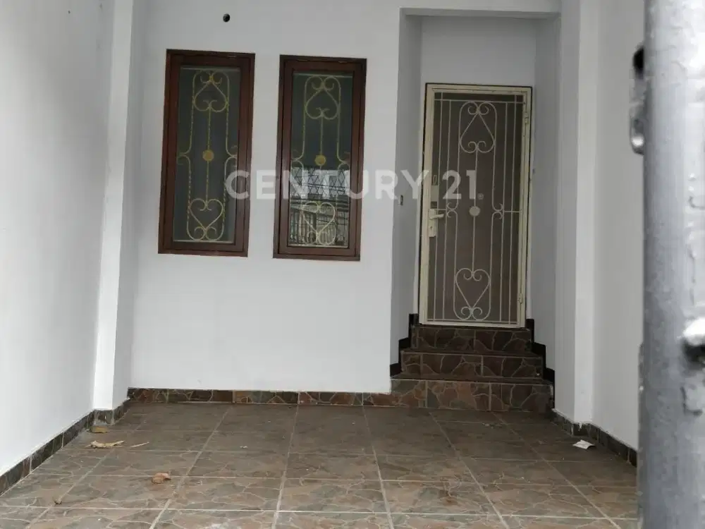 Dijual Murah Rumah 2 1/2 Lantai Di Makaliwe