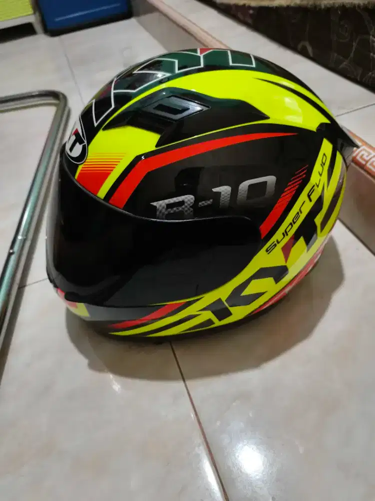 Jual cepat helm KYT r10