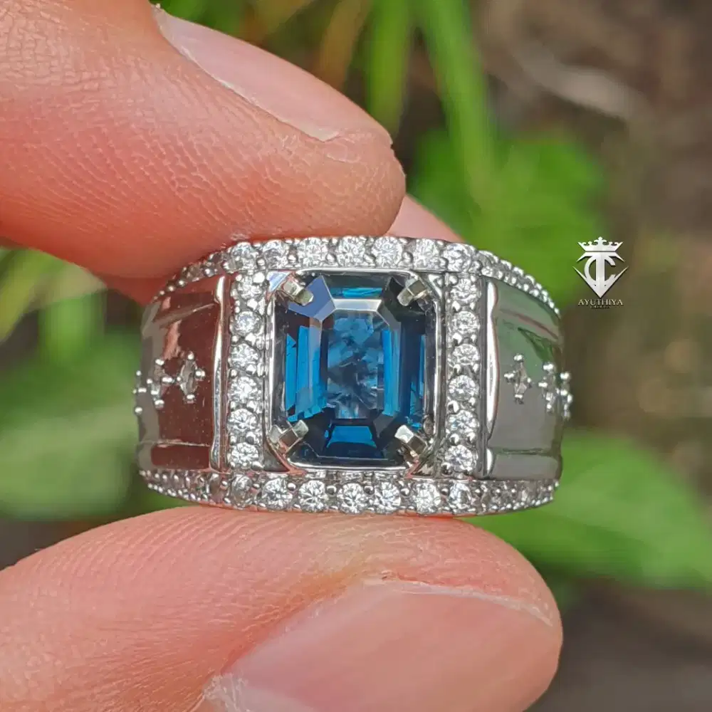 Exquisite Gems Natural COBALT Blue Spinel Burma 2.12 Ct NTE Certified