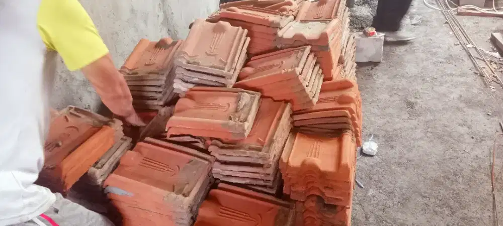 Genteng Karang Pilang kondisi bagus