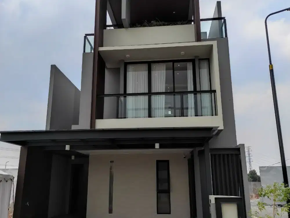 Rumah Metland Puri, 7x15, 3 Lantai, 3 Kamar Tidur, Dekat Akses Tol