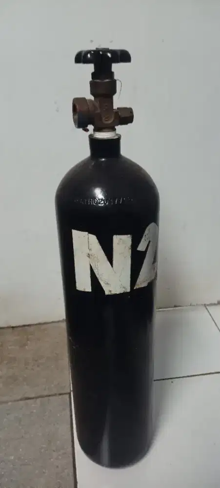 Botol oksigen tebal