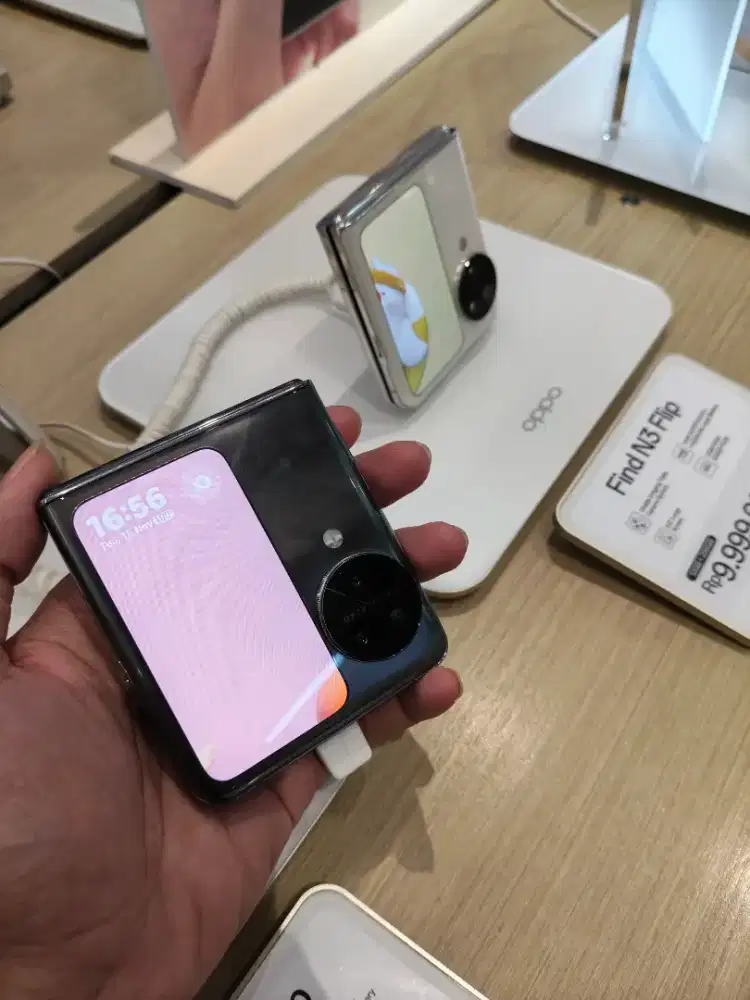 Oppo Find N3 Flip Promo Cuci Gudang