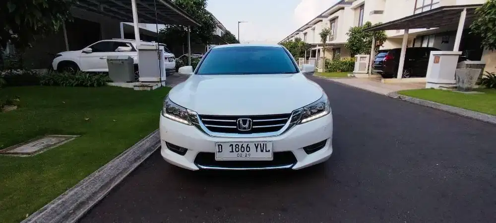 Honda ACCORD 2.4 VTIL 2013 ( D)Low KM