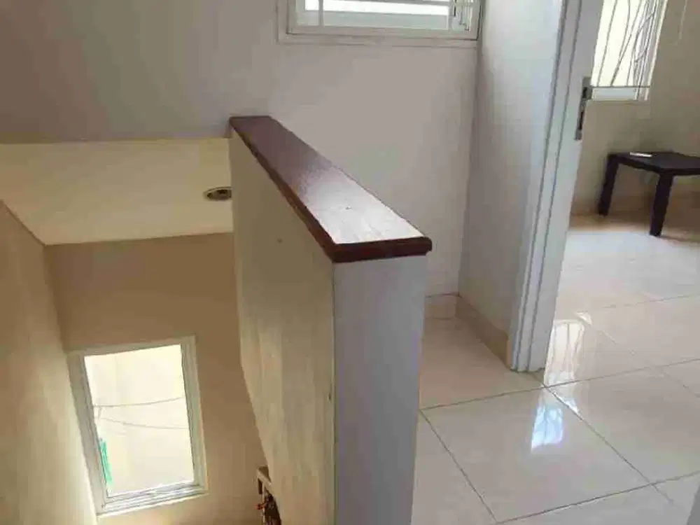 Rumah Vanya park minimalis masih baru siap huni