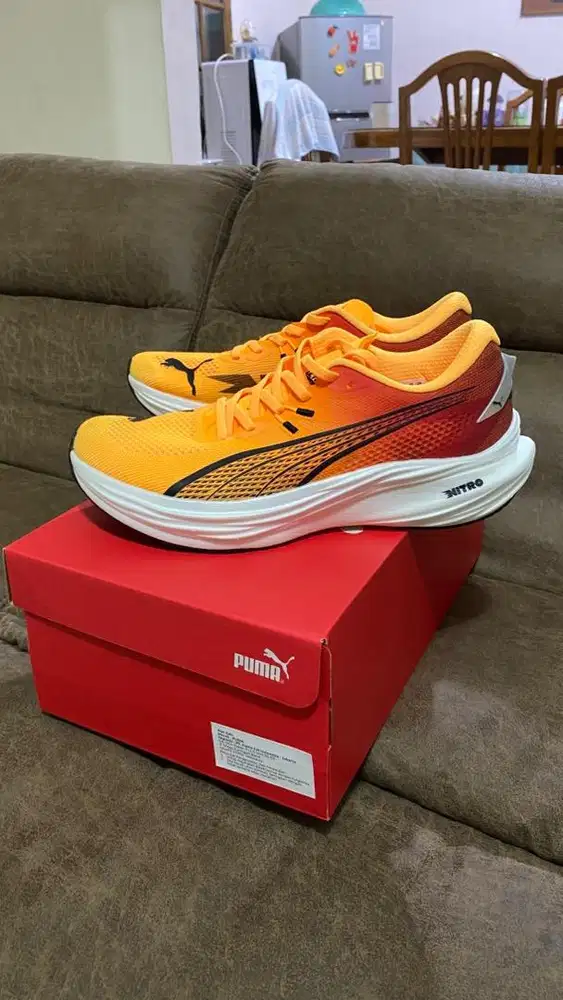 Sepatu Lari Running Shoes Puma Deviate Nitro 3 Second Original Size 42