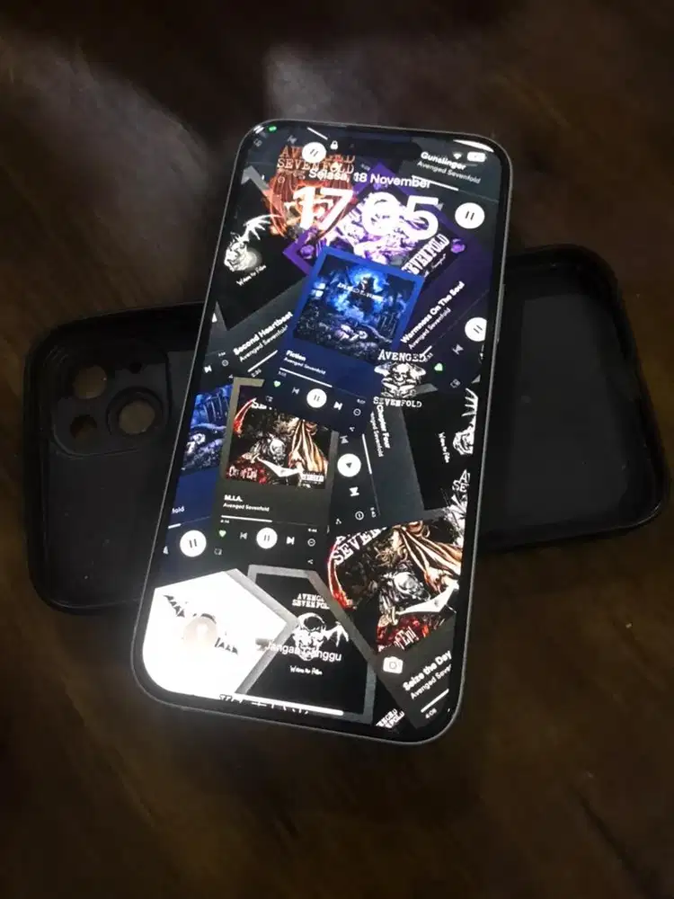 Iphone 15Plus 128 White