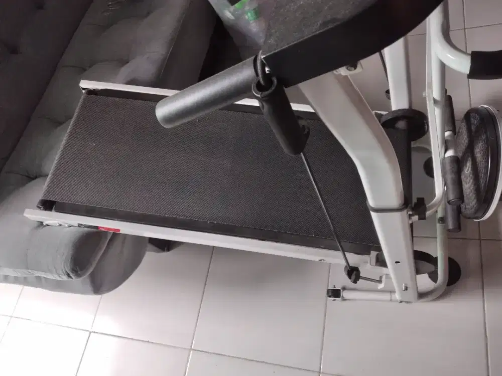 Treadmill Manual Second Masih Mulus