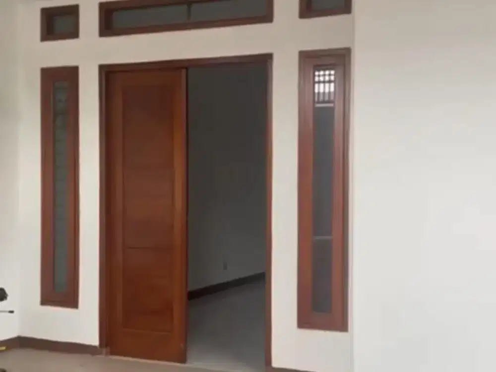 Dijual Rumah Baru Renovasi Taman Kosambi Barat Jakarta Barat