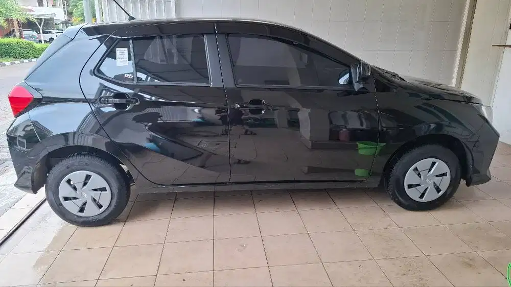 All New Daihatsu Ayla Type M KM 4rban 2025 like new milik pribadi