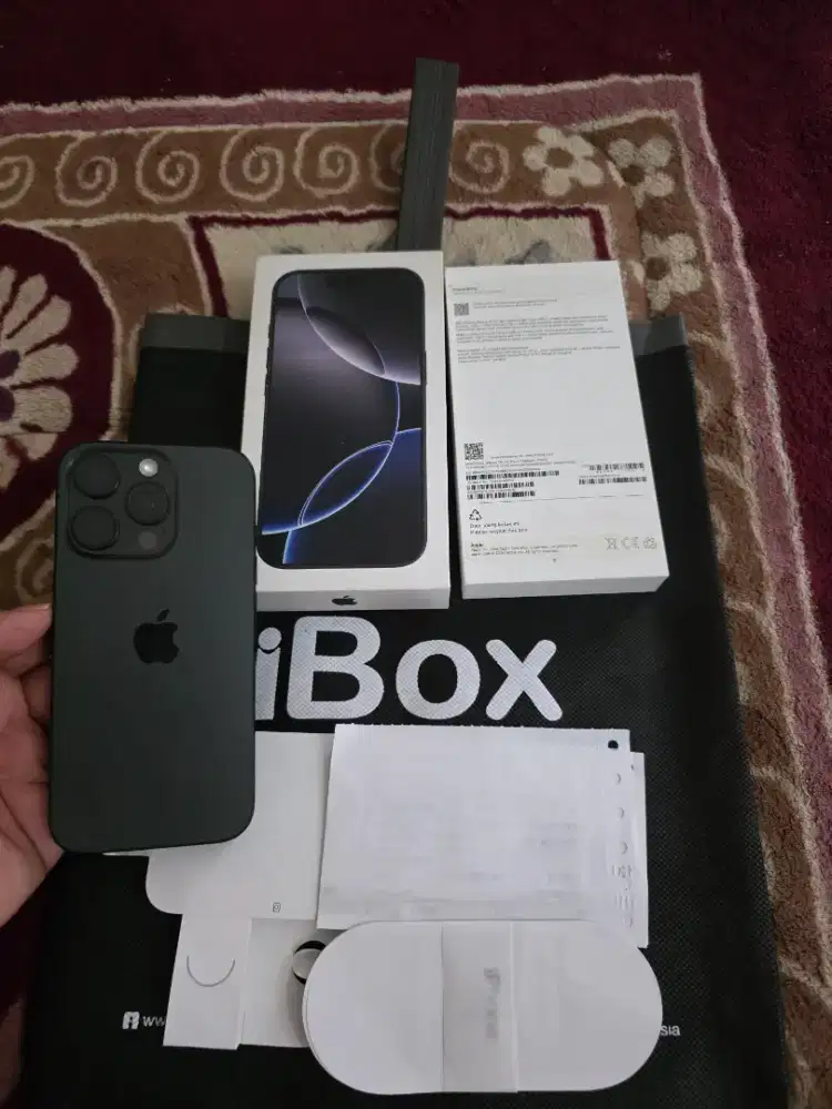 iphone 16 pro 128gb resmi iBox,garansi 25-04-2026 battry health 97%