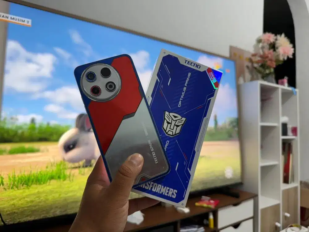 Tecno spark 8/128gb mulus 1000% seperti baru