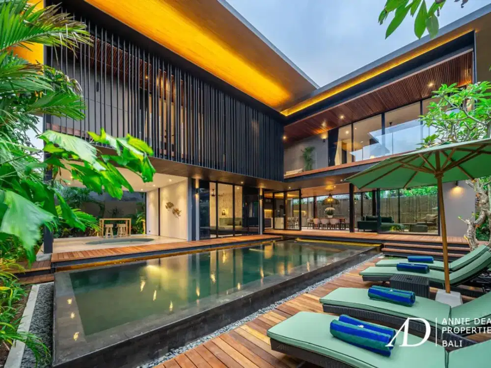 LEASEHOLD | MODERN LUXURY TROPICAL DESIGN VILLA IN CENTRAL SEMINYAK
