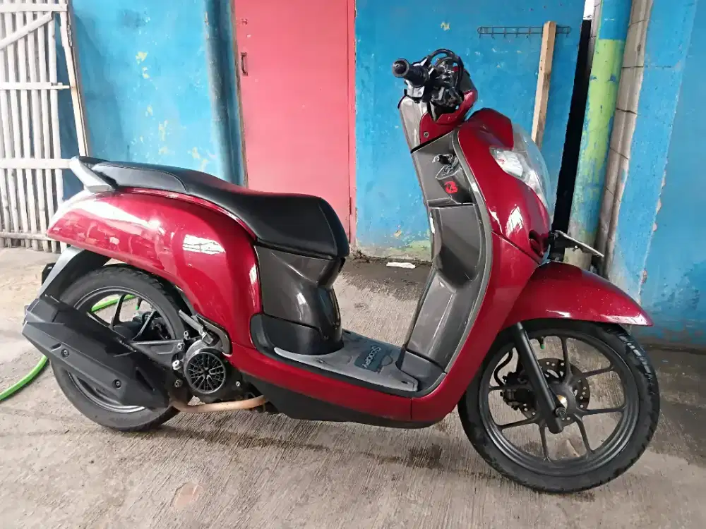 Scoopy 2018 pajak on