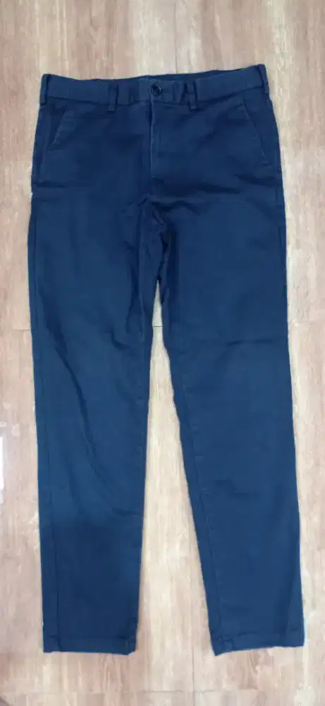 Celana chino globlal uniqlo original