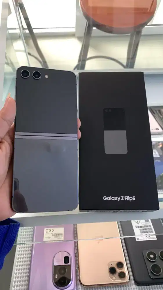 Z flip 5 ram 8/512gb fullset