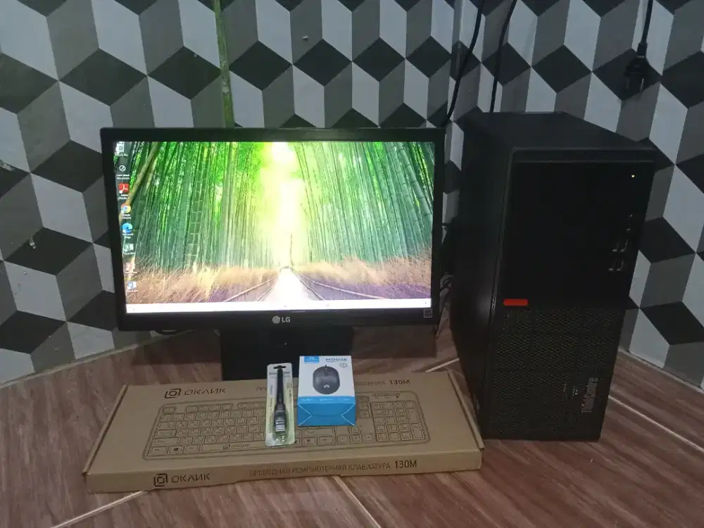 Komputer 1 Set Tinggal Pakai
