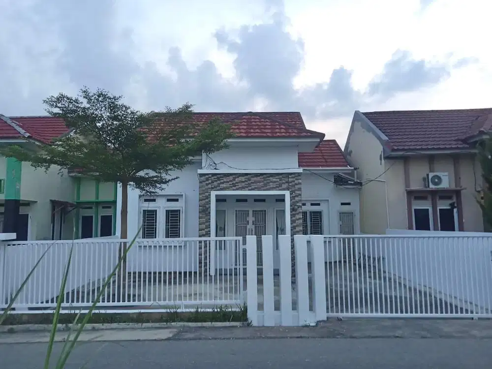 Dijual rumah minimalis jl Paus