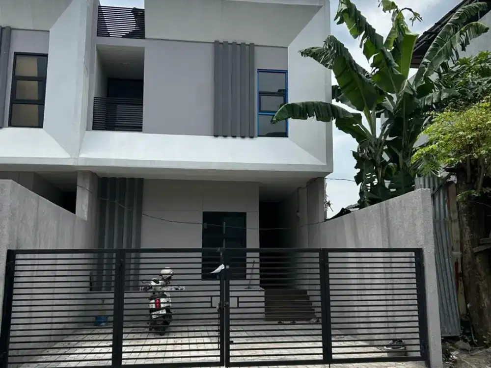 RUMAH BARU MINIMALIS 2 LANTAI DI TURANGGA DEKAT TSM
