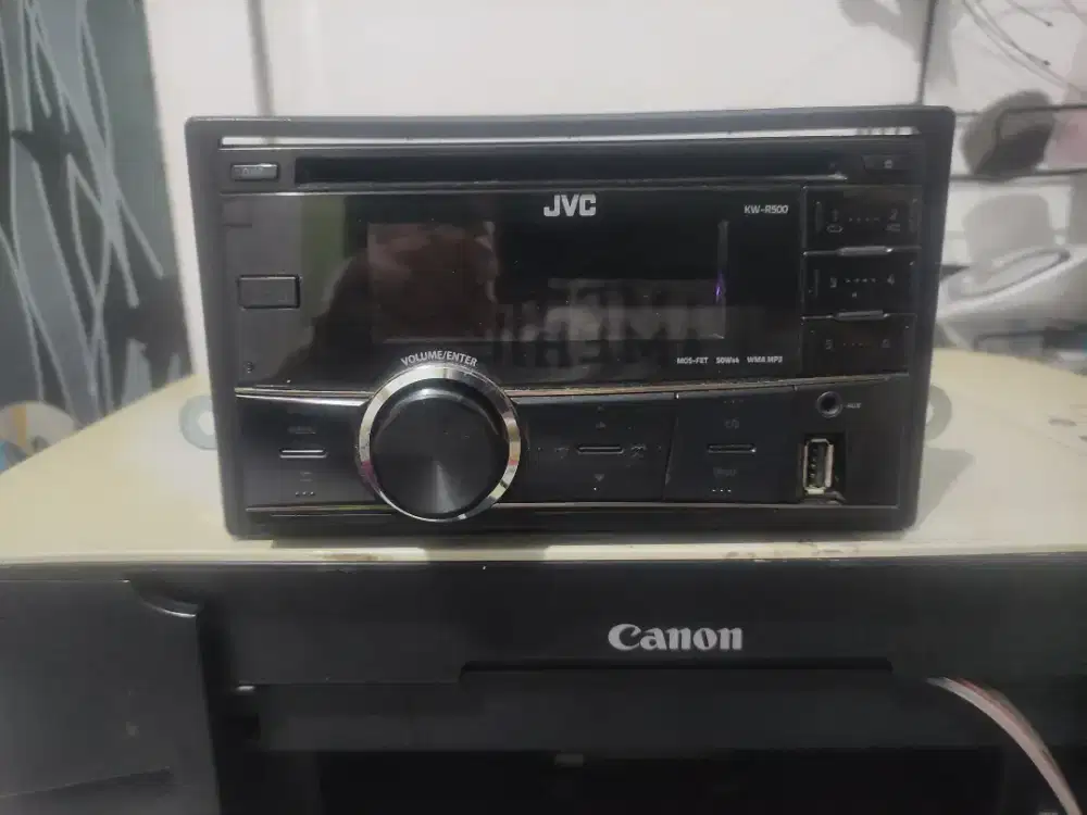 Head unit JVC bawaan mobilio