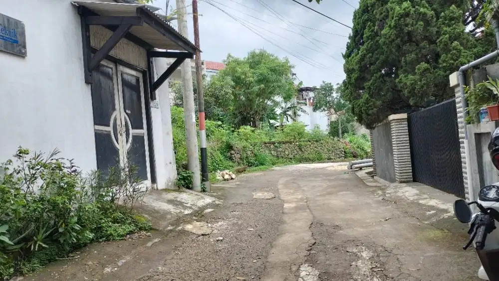 Dijual cepat Tanah AJB (Bekas banguna tidak dihitung)