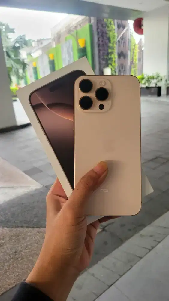 IPHONE 16 PROMAX 256GB IBOX WARNA DESSERT BH 98%