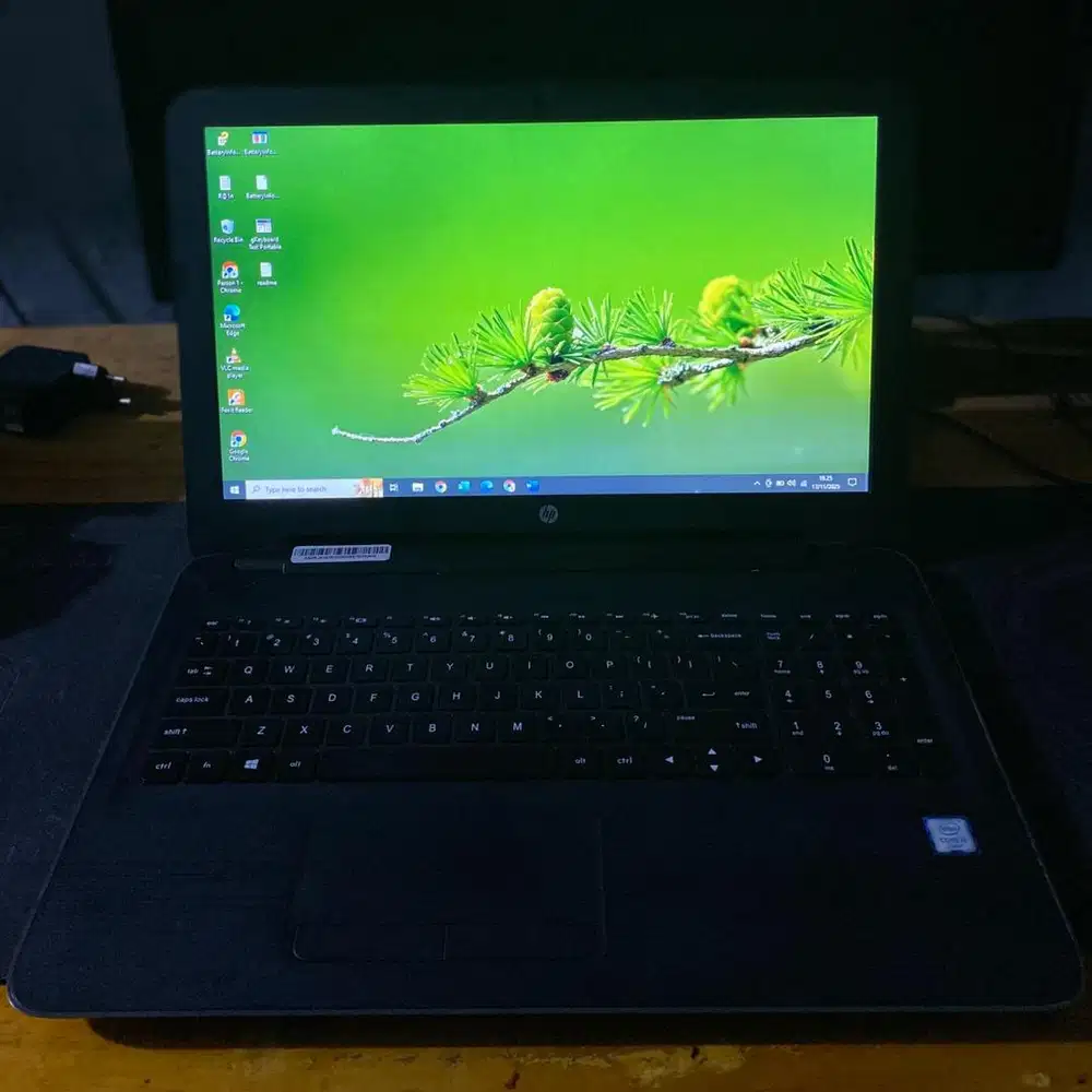 Laptop HP Core i3 Gen 6 Ram 4GB / 128GB