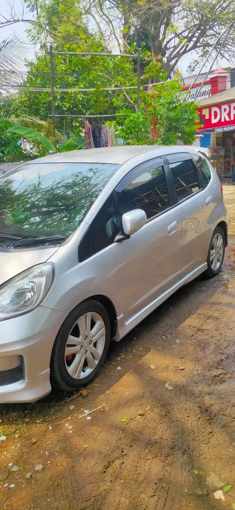 Honda Jazz 2011 Bensin