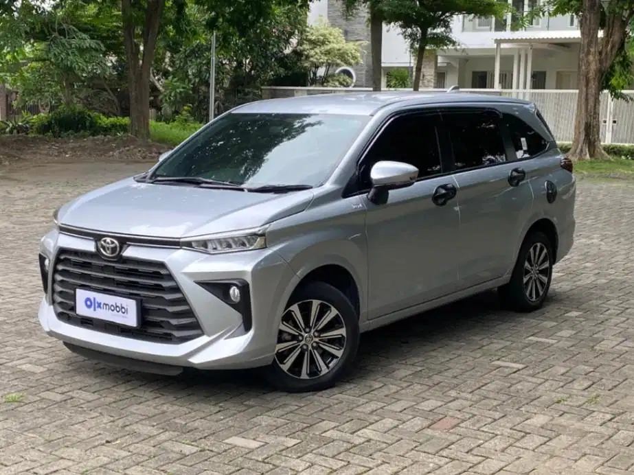 Low KM Toyota Avanza 1.5 G Bensin-AT 2022 Silver BNZT