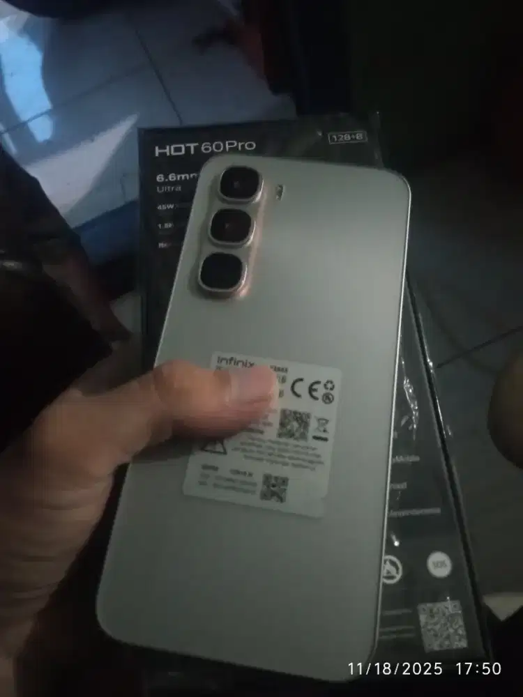 Infinix hot 60 pro 8/128 titanium silver JUAL CEPAT BU