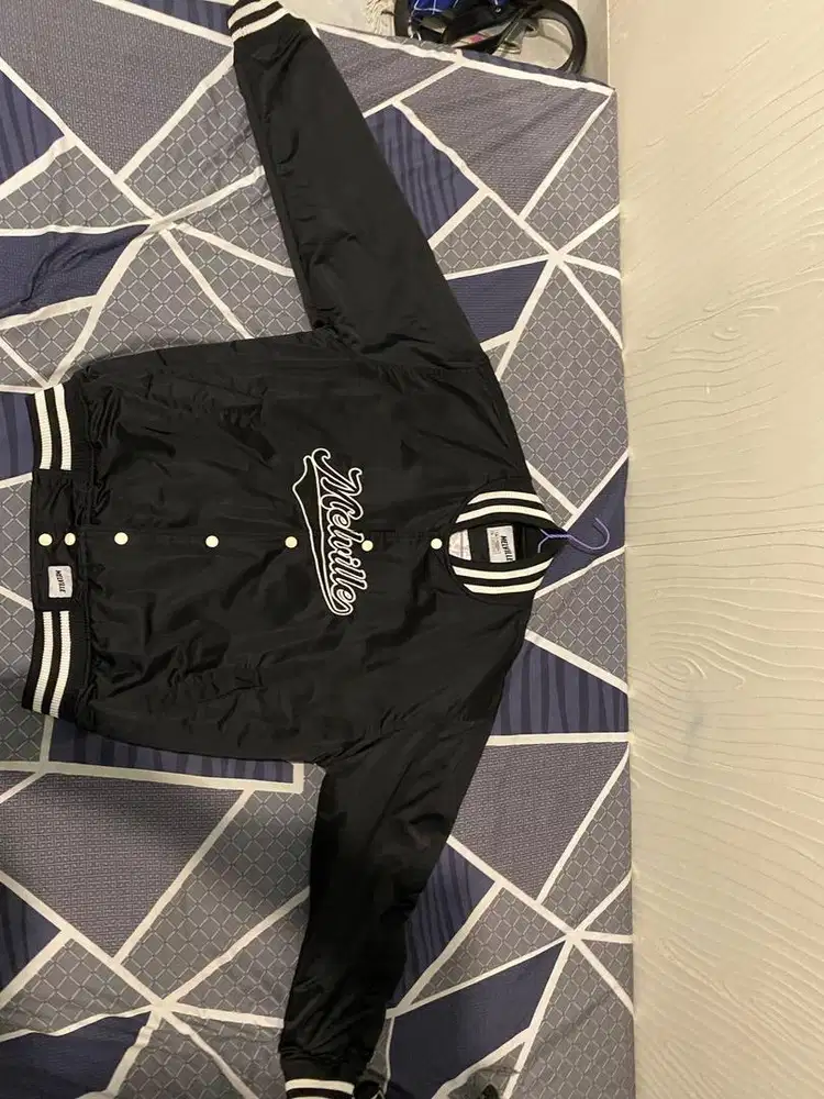 Varsity Melvile Ori, Limited Collection