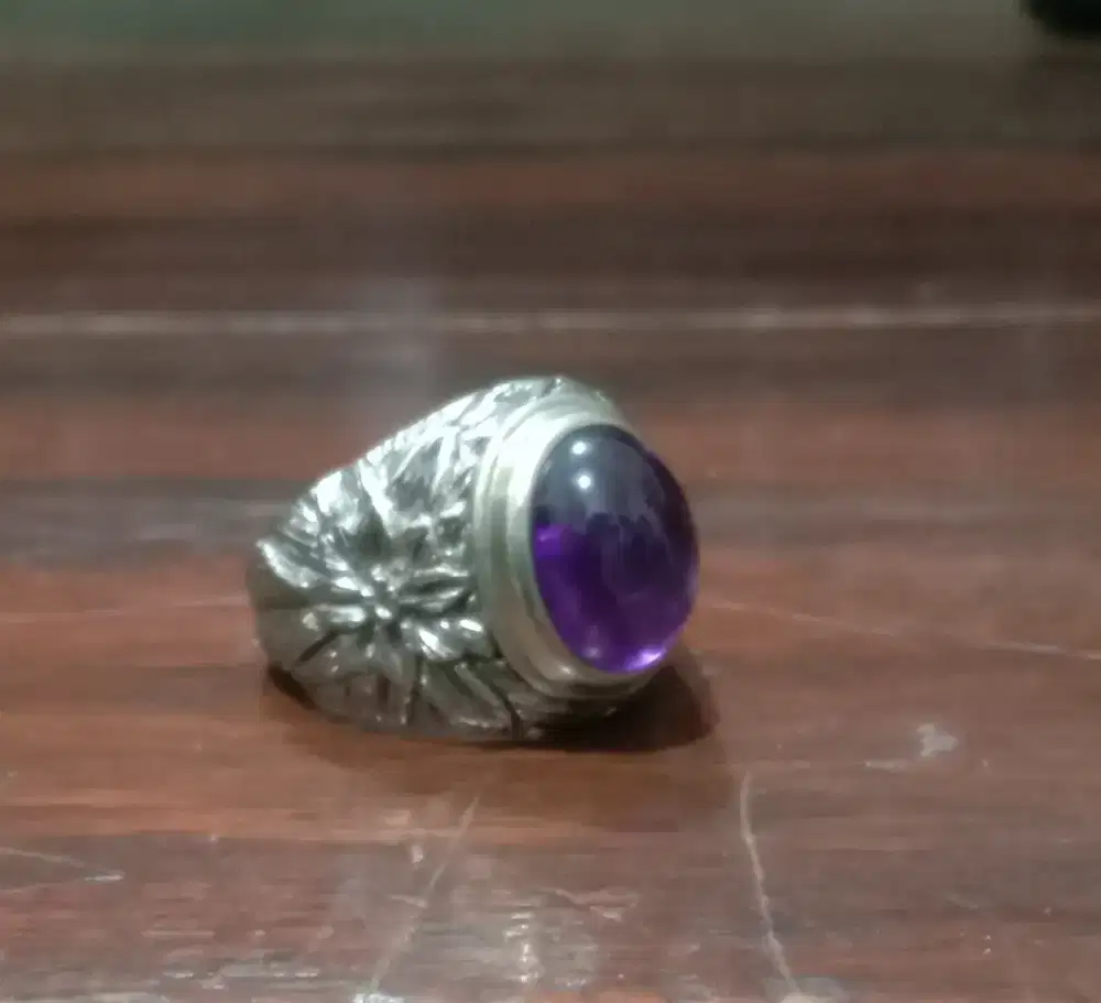 Cincin Batu Kecubung