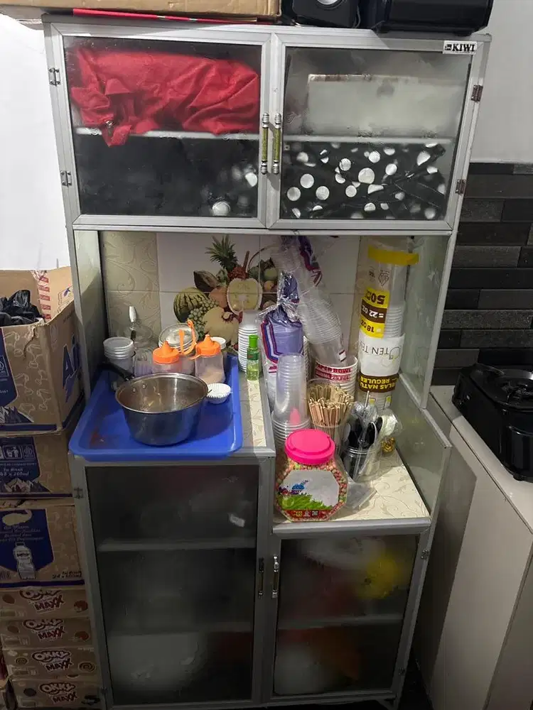 Dijual rak piring kaca 2pintu