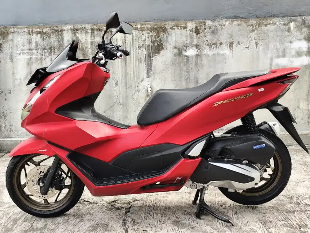 HONDA PCX NEW 160 TIPE TERTINGGI HSTC ABS