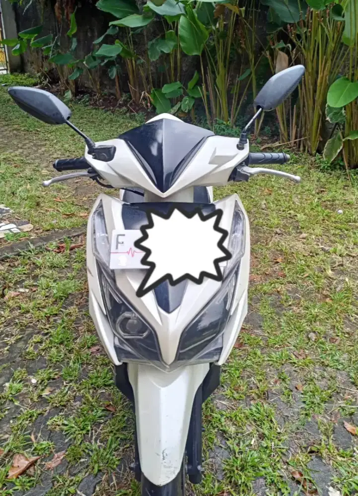 Dijual  Motor Honda Vario 125  CC  2013 , Komplit ,Terawat ,Siap Pakai