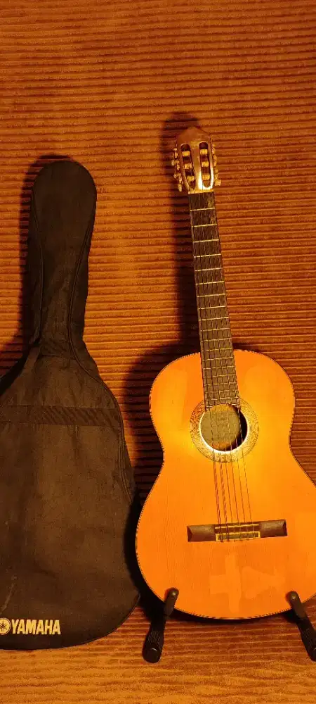 Gitar Yamaha C390 Original Senar Nylon Type Klasik