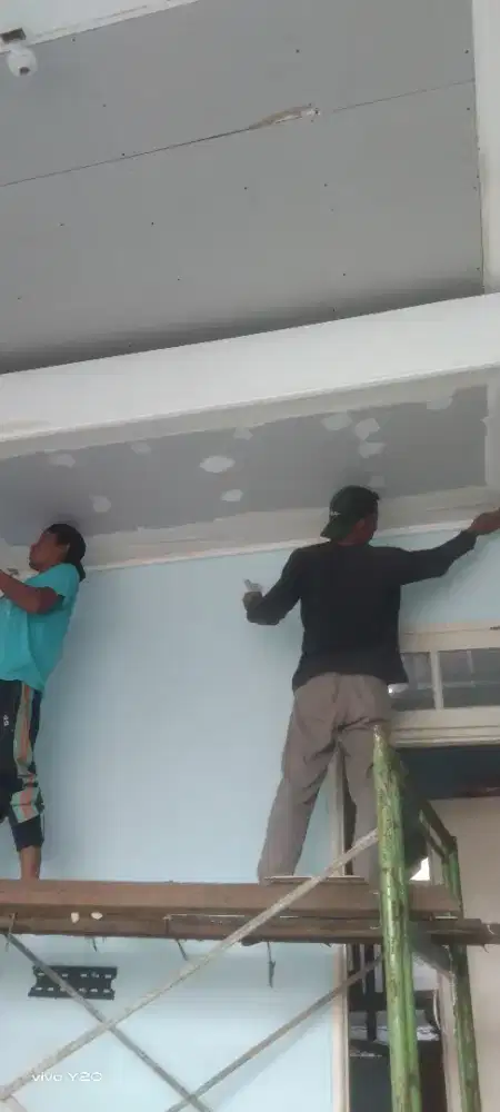 Cat plafon tembok atap dll