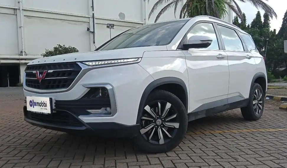 TDP 7,JT Wuling Almaz 1.5 Exclusive 5-Seater Bensin-AT Putih 2019